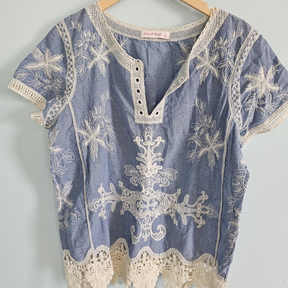 Ana Rose Boutique Boho‎ Chic Blue and Cream Embroidered Blouse Size L